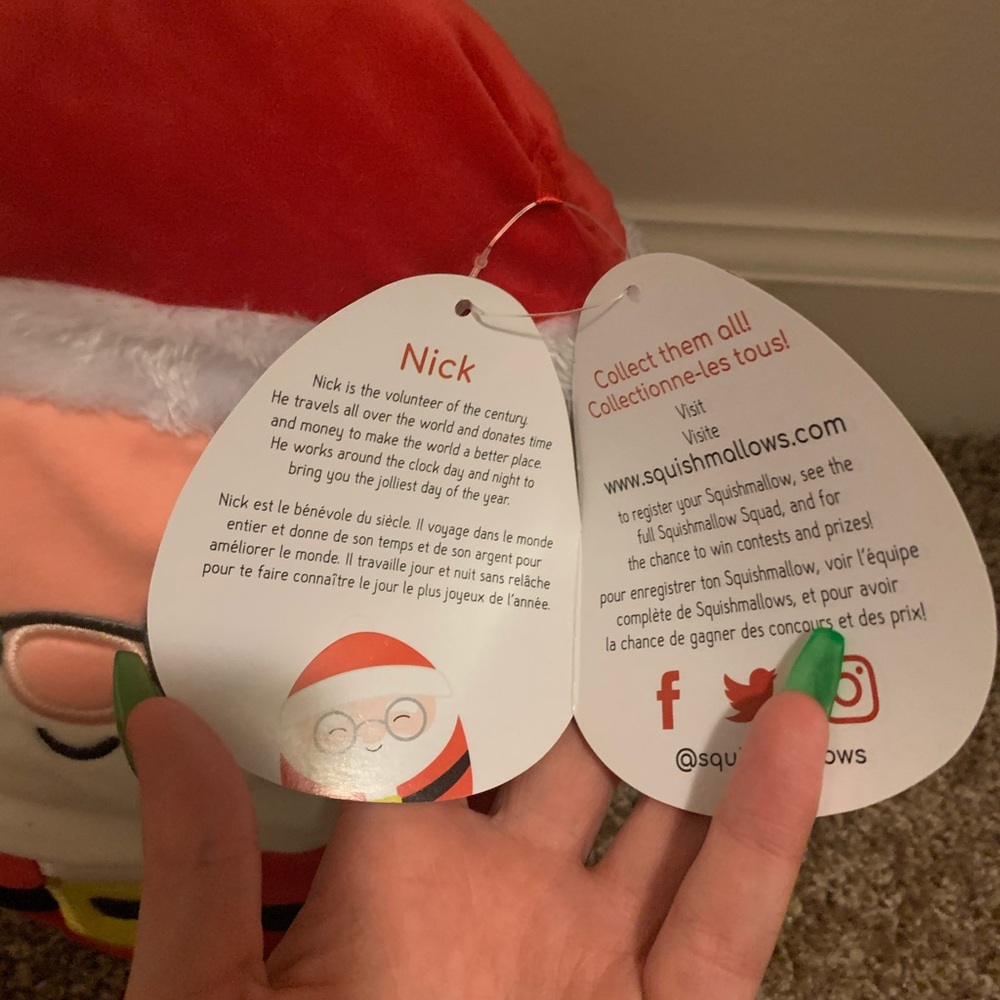 Santa squishmallow - Picture 5 of 7